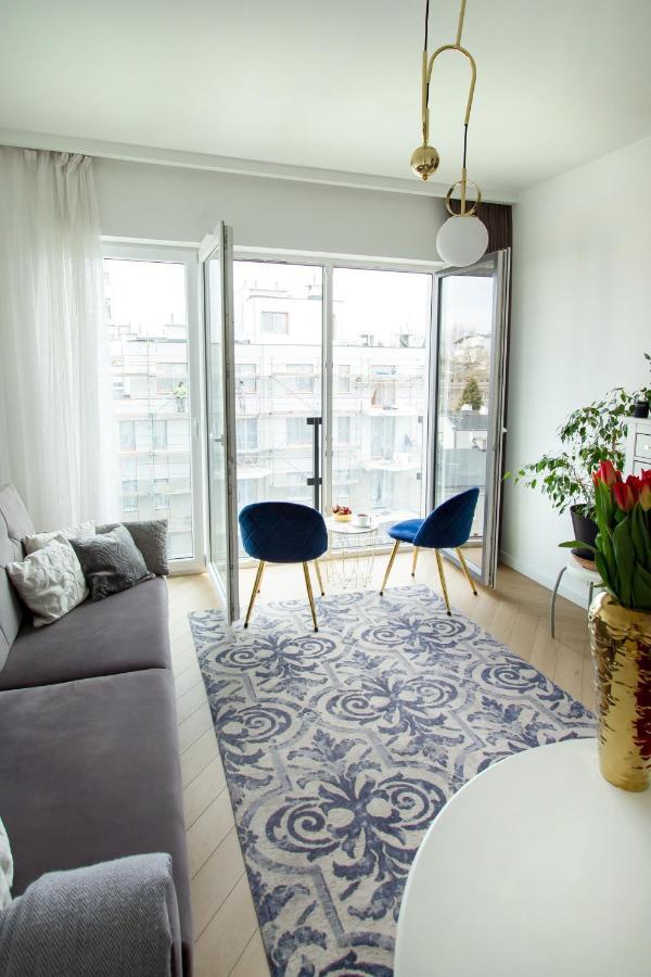 Nowy Apartment Przy Placu Szembeka Varsovie Extérieur photo